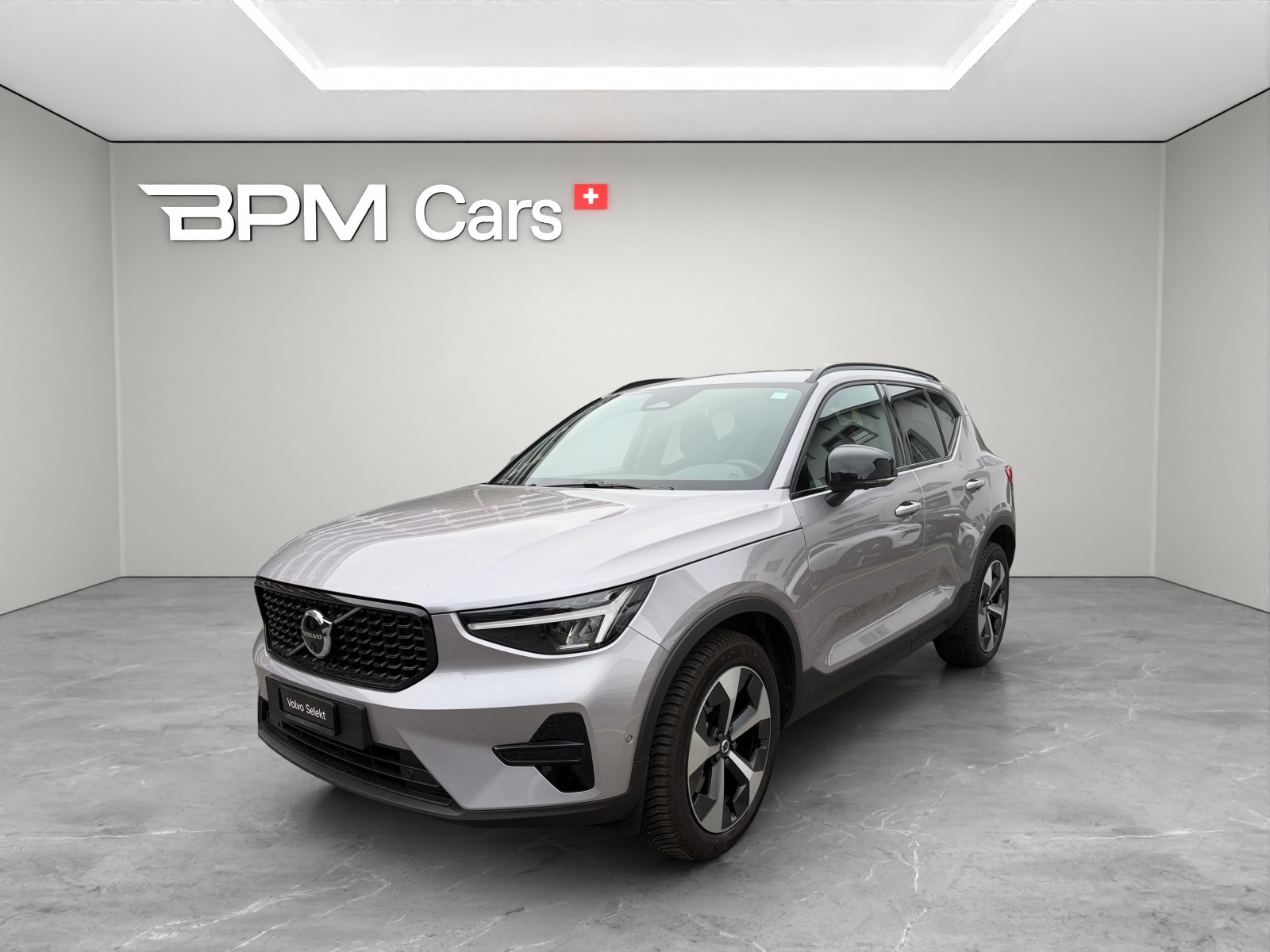 Photo VOLVO XC40 XC40 2.0 B4 MH Plus Dark