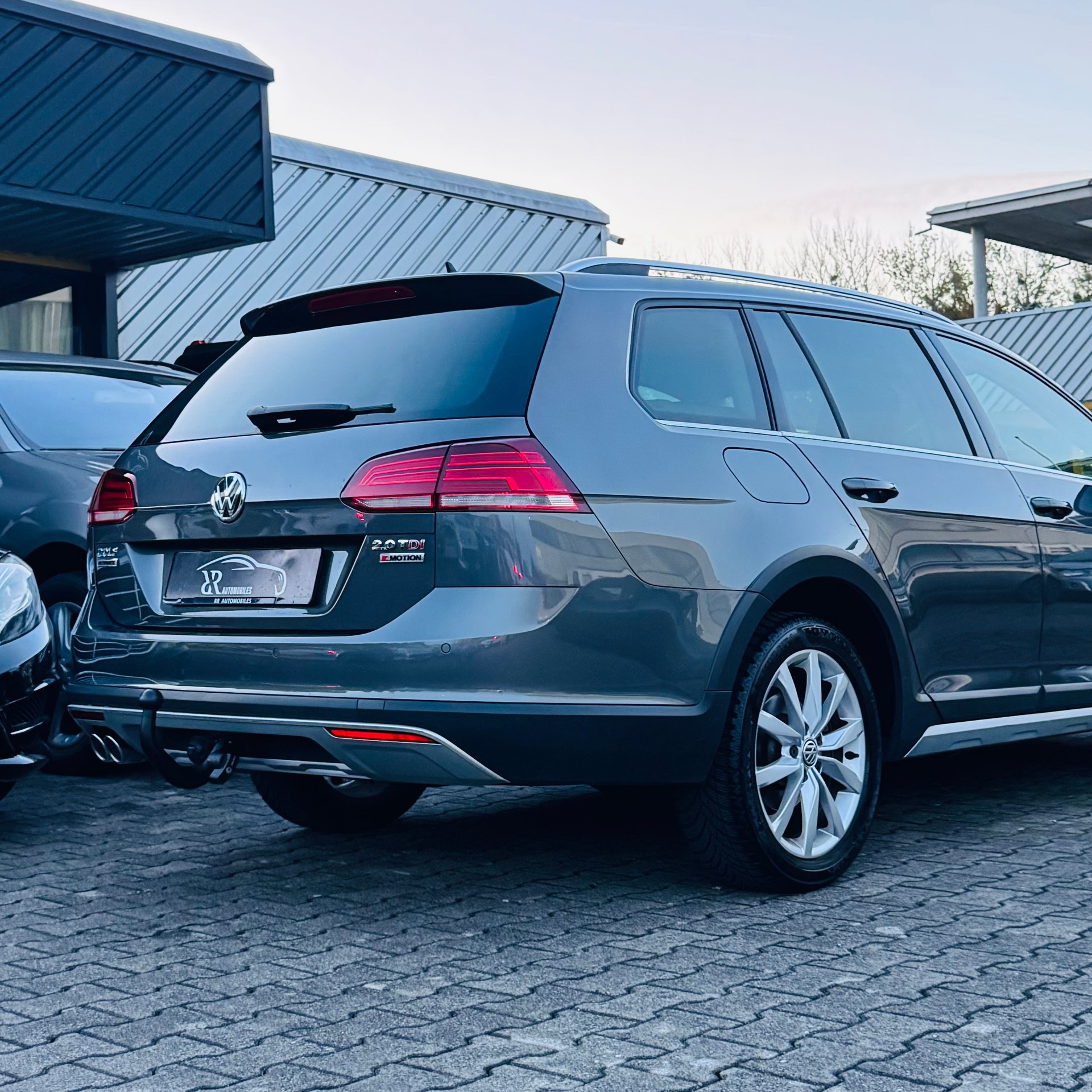 VW Golf 2.0 TDI Alltrack 4Motion DSG-image-3