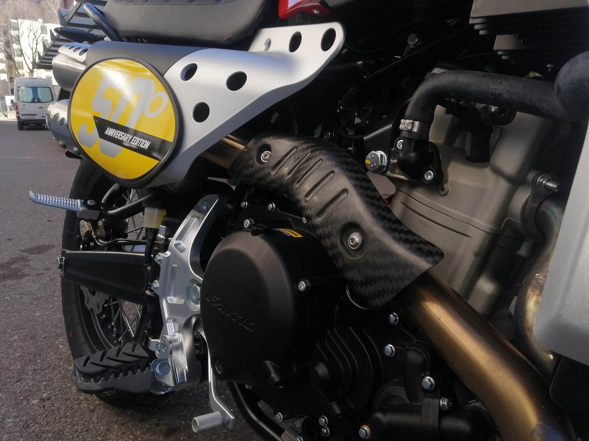 FANTIC Caballero 500-showroom-element-3