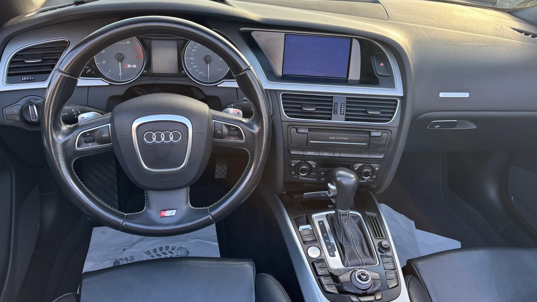AUDI S5 Cabrio 3.0 TFSI quattro S-tronic-image-15