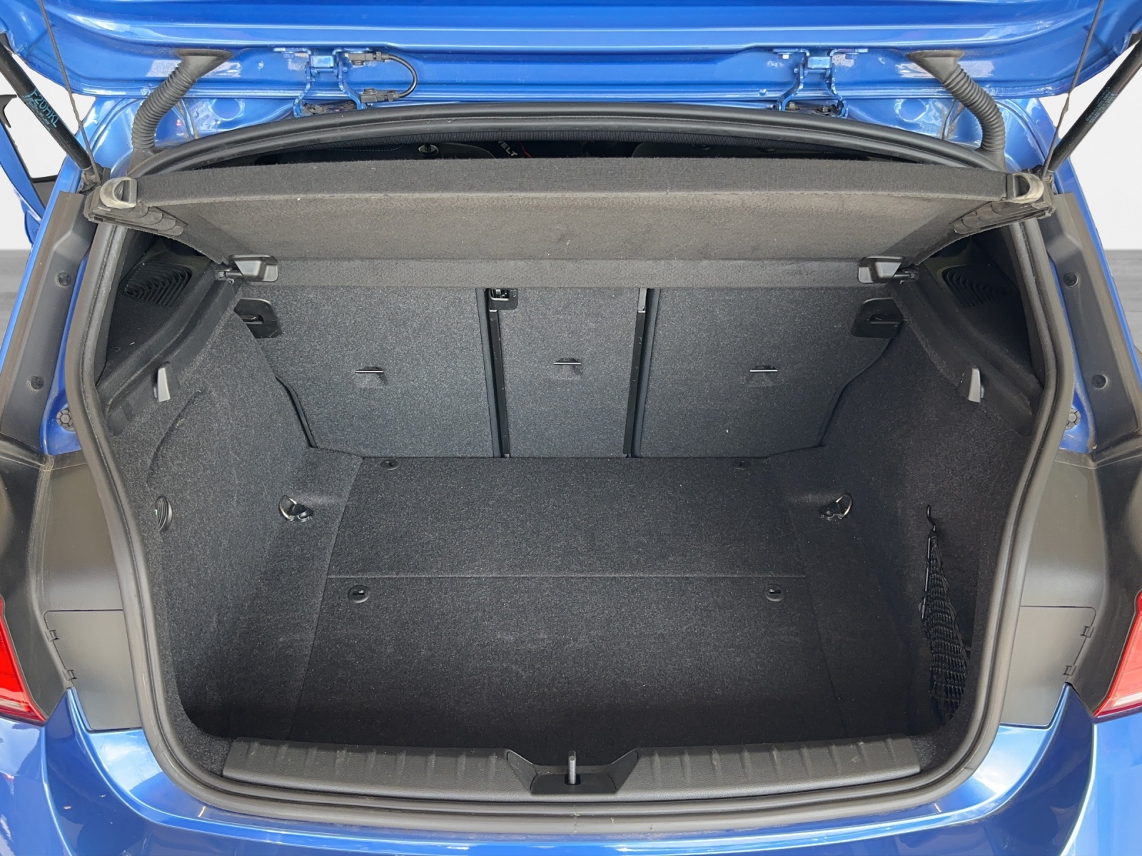 BMW M140i xDrive Steptronic-image-10