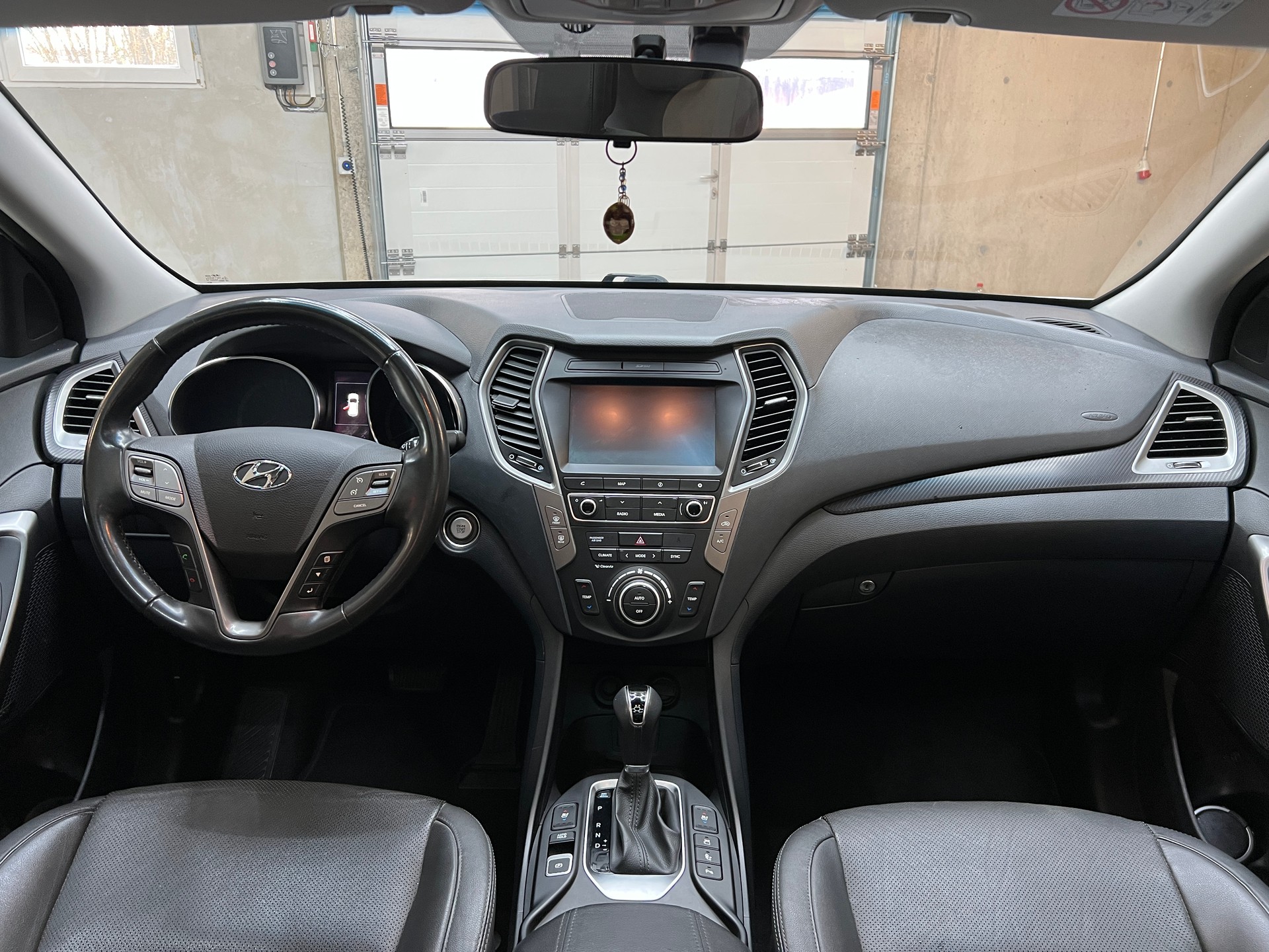 HYUNDAI Santa Fe 2.2 CRDI Amplia 4WD Automatic-image-8