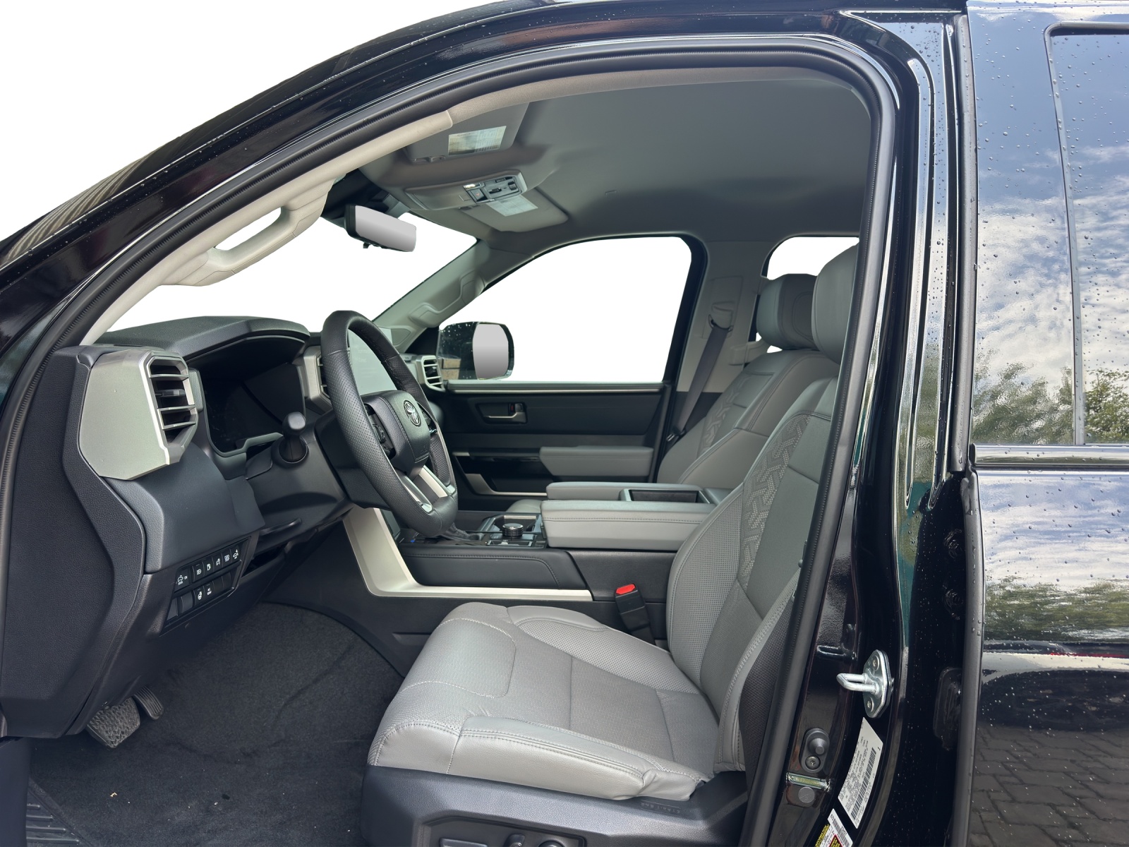 TOYOTA Tundra Limited Hybrid-image-8