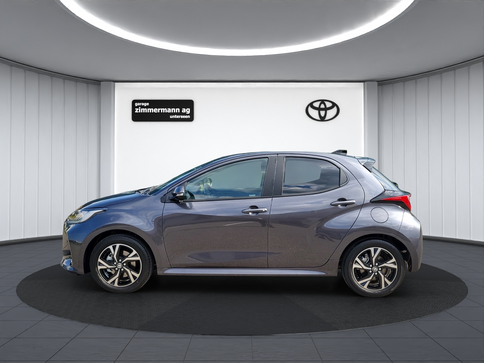 TOYOTA Yaris 1.5 VVT-i HSD Trend-image-9