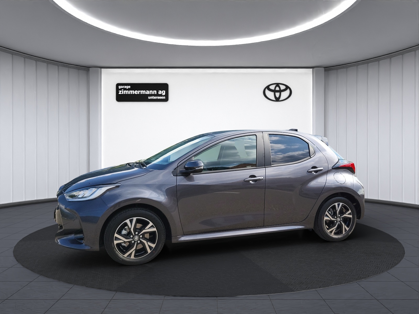 TOYOTA Yaris 1.5 VVT-i HSD Trend-image-10