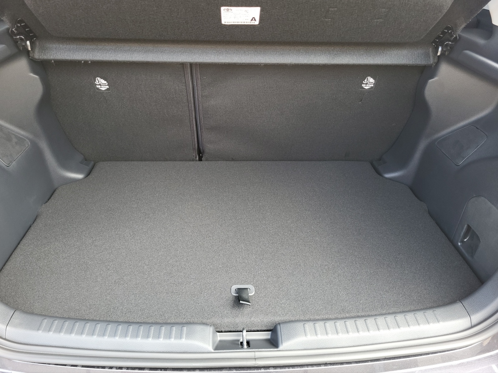 TOYOTA Yaris 1.5 VVT-i HSD Trend-image-14
