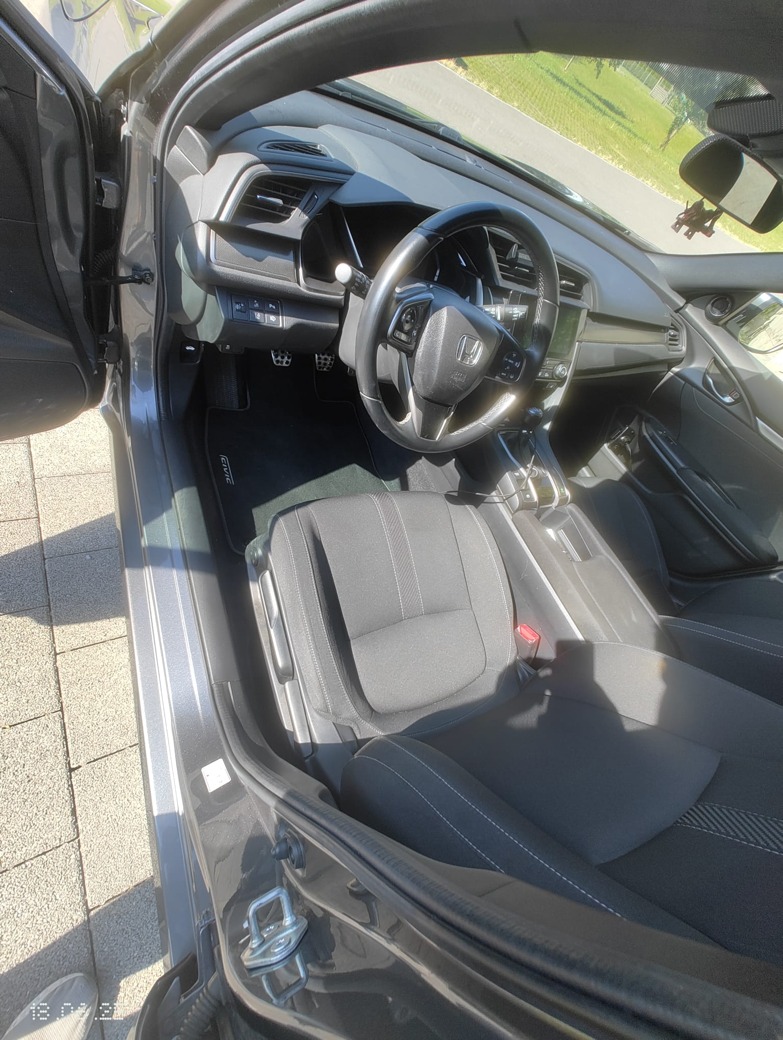 HONDA Civic 1.6 i-DTEC Elegance-image-3