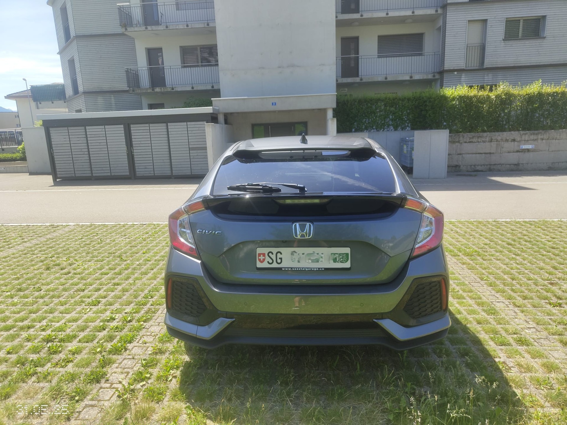 HONDA Civic 1.6 i-DTEC Elegance-image-2