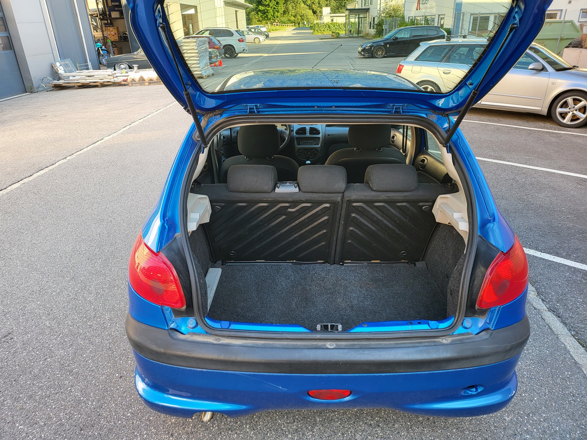 PEUGEOT 206 1.4 16V Premium-image-11