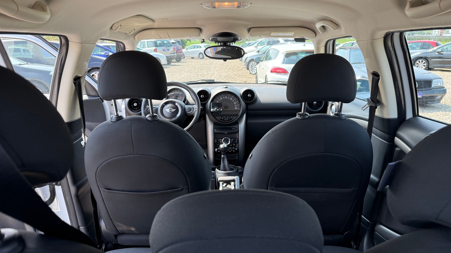 MINI Countryman Cooper ALL4-image-10