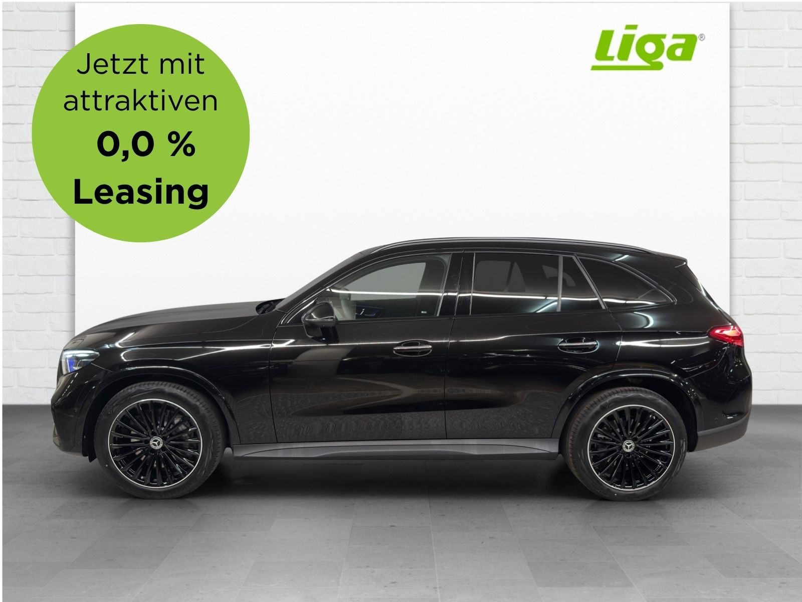 MERCEDES-BENZ GLC 300 AMG Line 4Matic-image-0