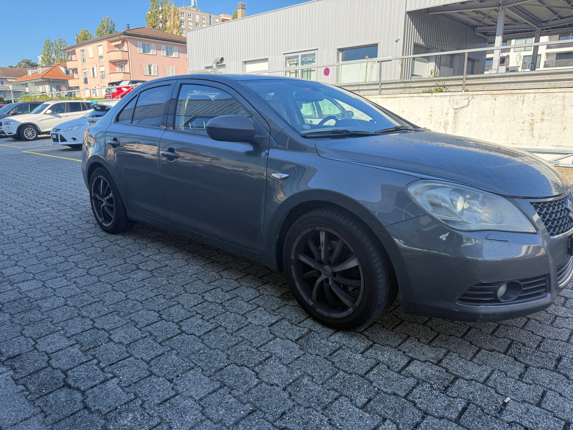 SUZUKI Kizashi 2.4 GL Top 4WD CVT-image-3