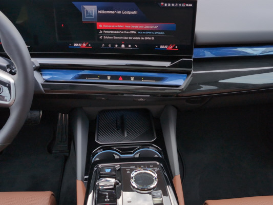 BMW i5 M60 Tour. M Sport Pro-image-11
