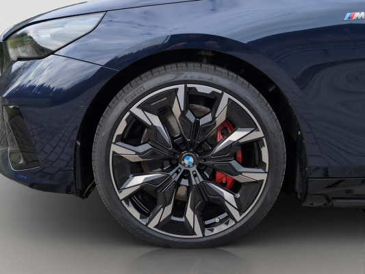 BMW i5 M60 Tour. M Sport Pro-image-14