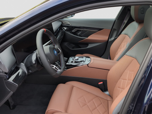 BMW i5 M60 Tour. M Sport Pro-image-7