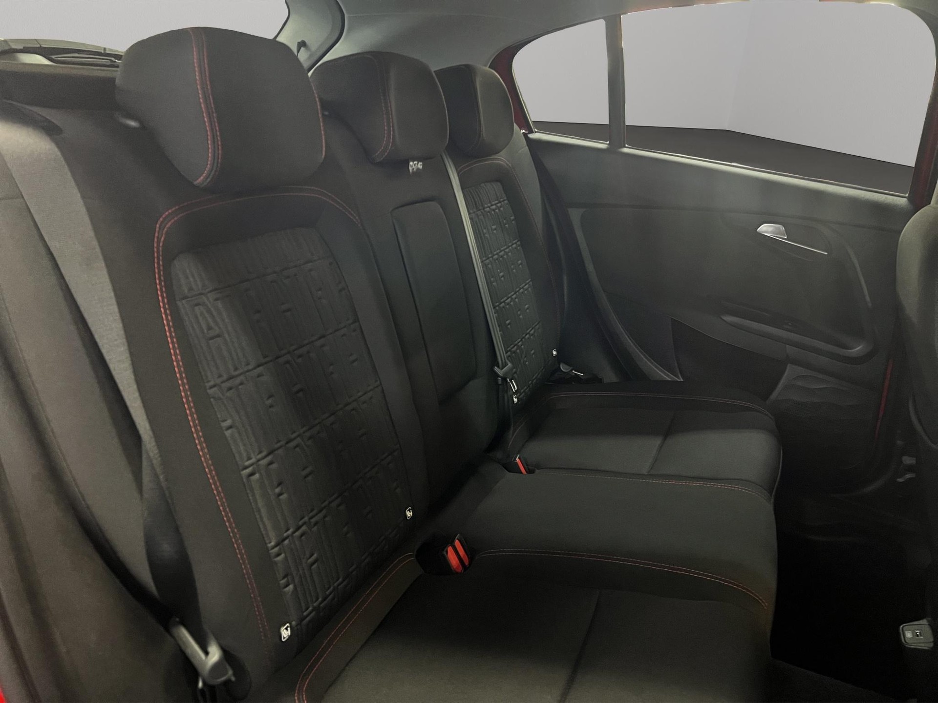 FIAT Tipo 1.6 MultiJet Cross-image-7