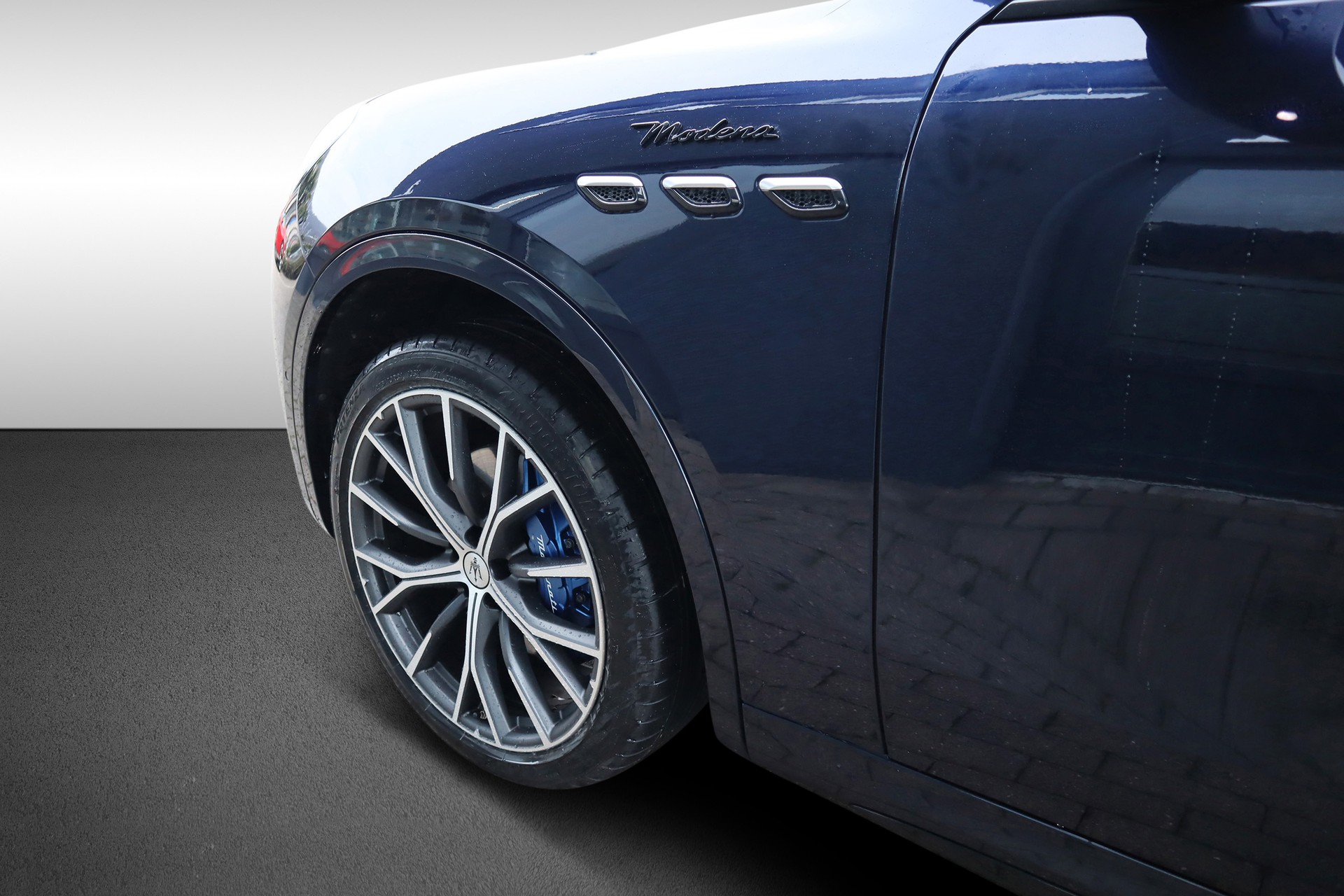 MASERATI Grecale 2.0 MHEV Modena Hybrid Automatica-image-8