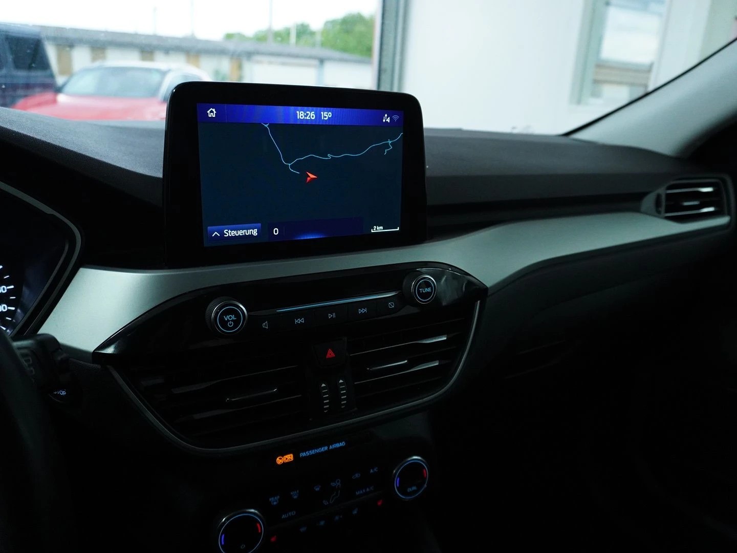 FORD Kuga 1.5 TDCi Cool & Connect 2WD Automat-image-5