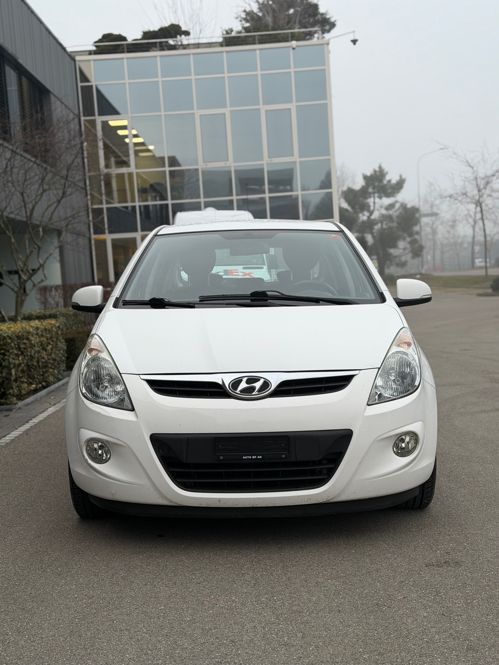 HYUNDAI i20 1.4 Style Automatic-image-5