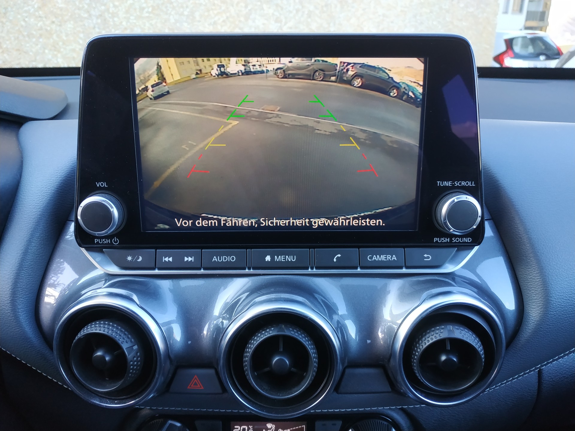 NISSAN Juke 1.0 DIG-T N-Connecta DCT-image-15