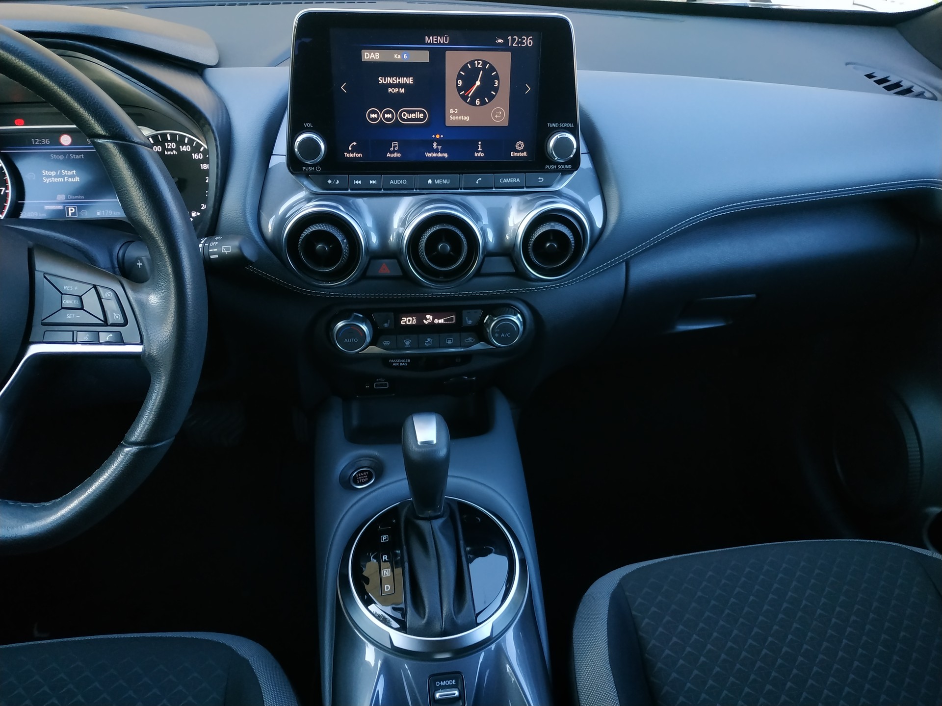 NISSAN Juke 1.0 DIG-T N-Connecta DCT-image-13