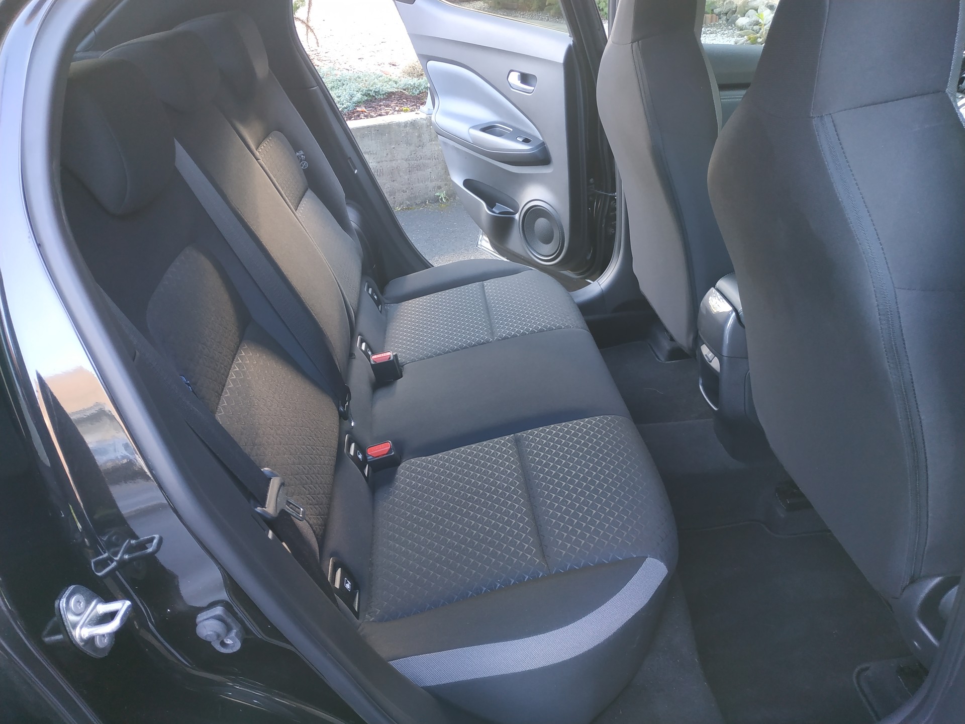 NISSAN Juke 1.0 DIG-T N-Connecta DCT-image-18