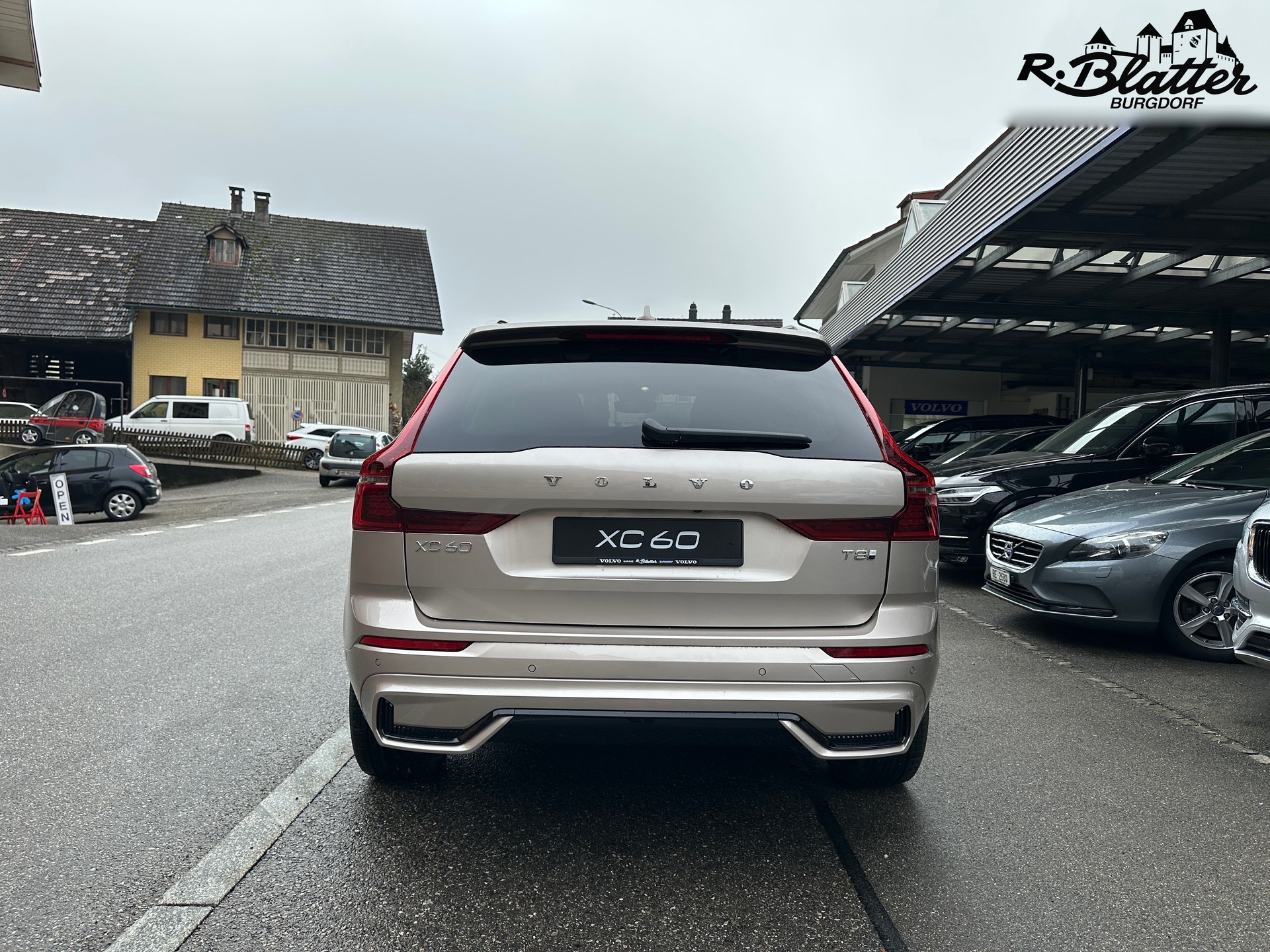 VOLVO XC60 T8 eAWD PluginHybrid Ultra Dark Geartronic-showroom-element-3