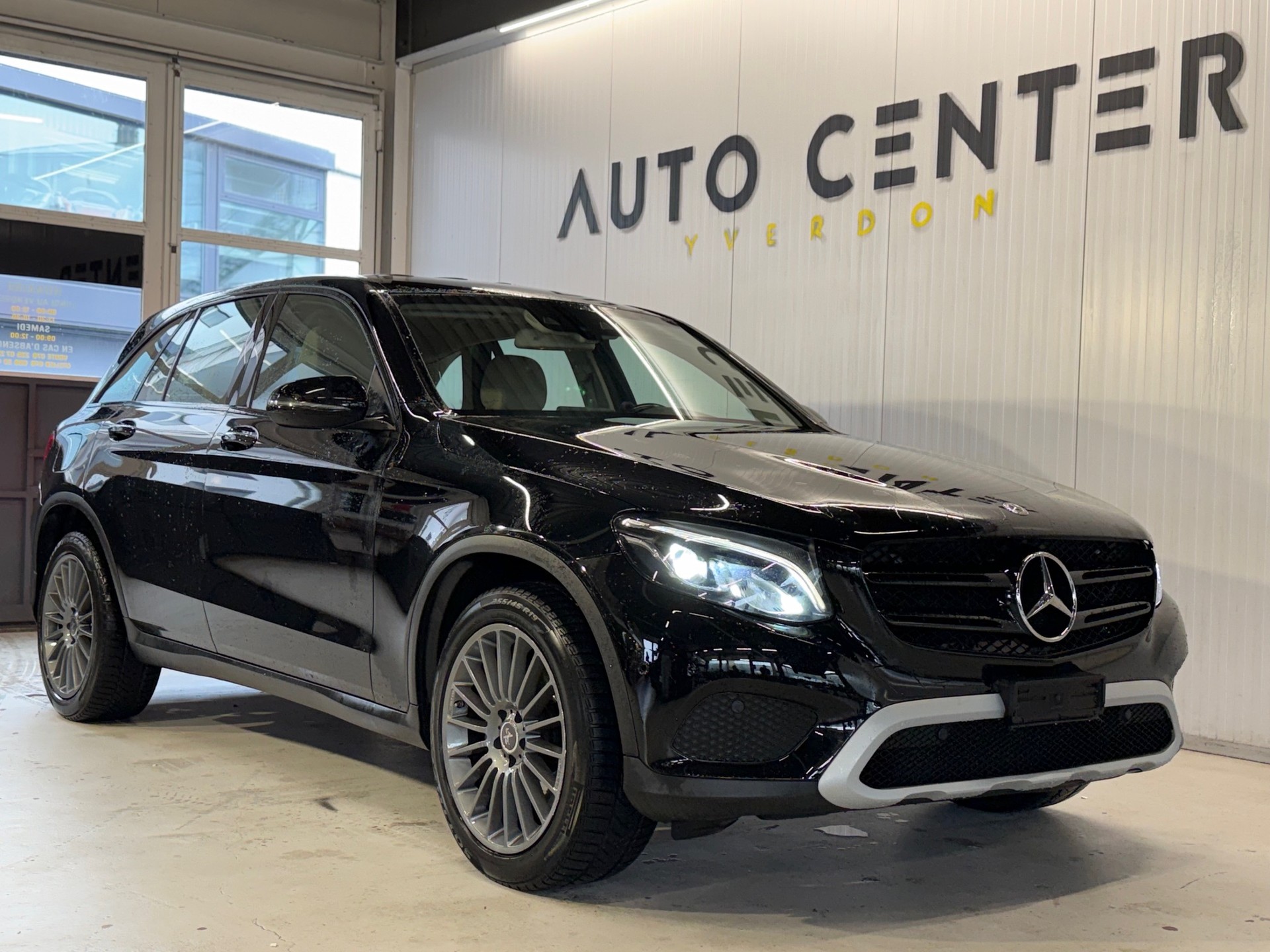 MERCEDES-BENZ GLC 250 4Matic 9G-Tronic-image-1