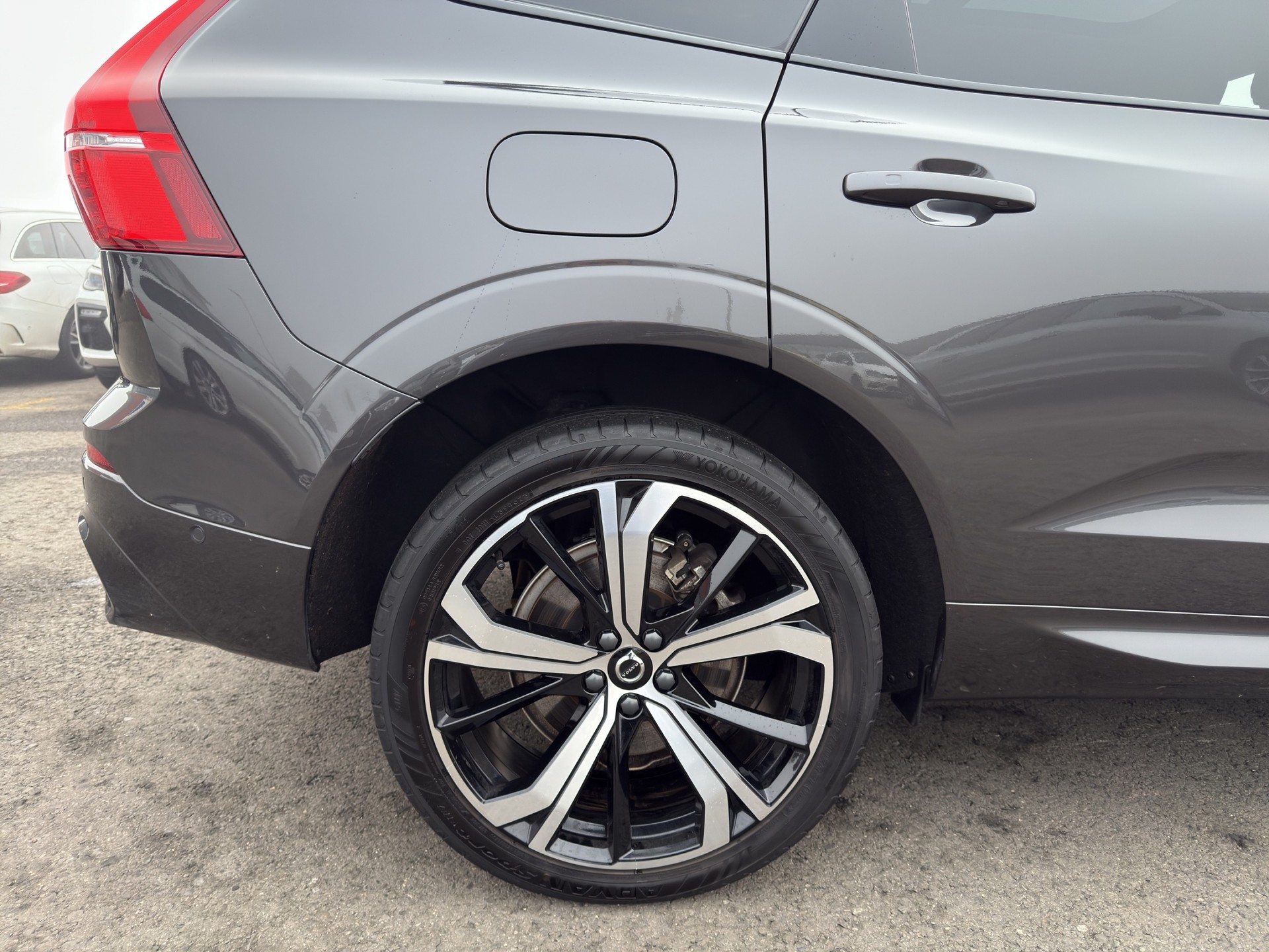 VOLVO XC60 2.0 T8 TE XCENTRIC eAWD-image-18