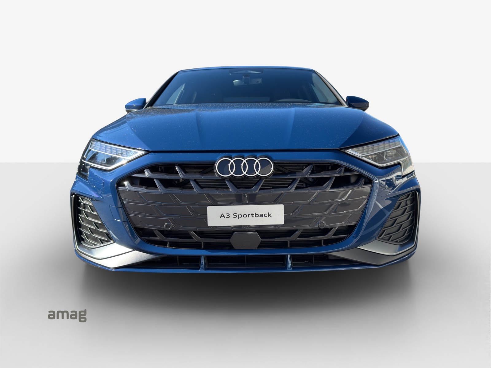 AUDI A3 Sportback TFSI 110 kW S line Attraction S tronic-image-6