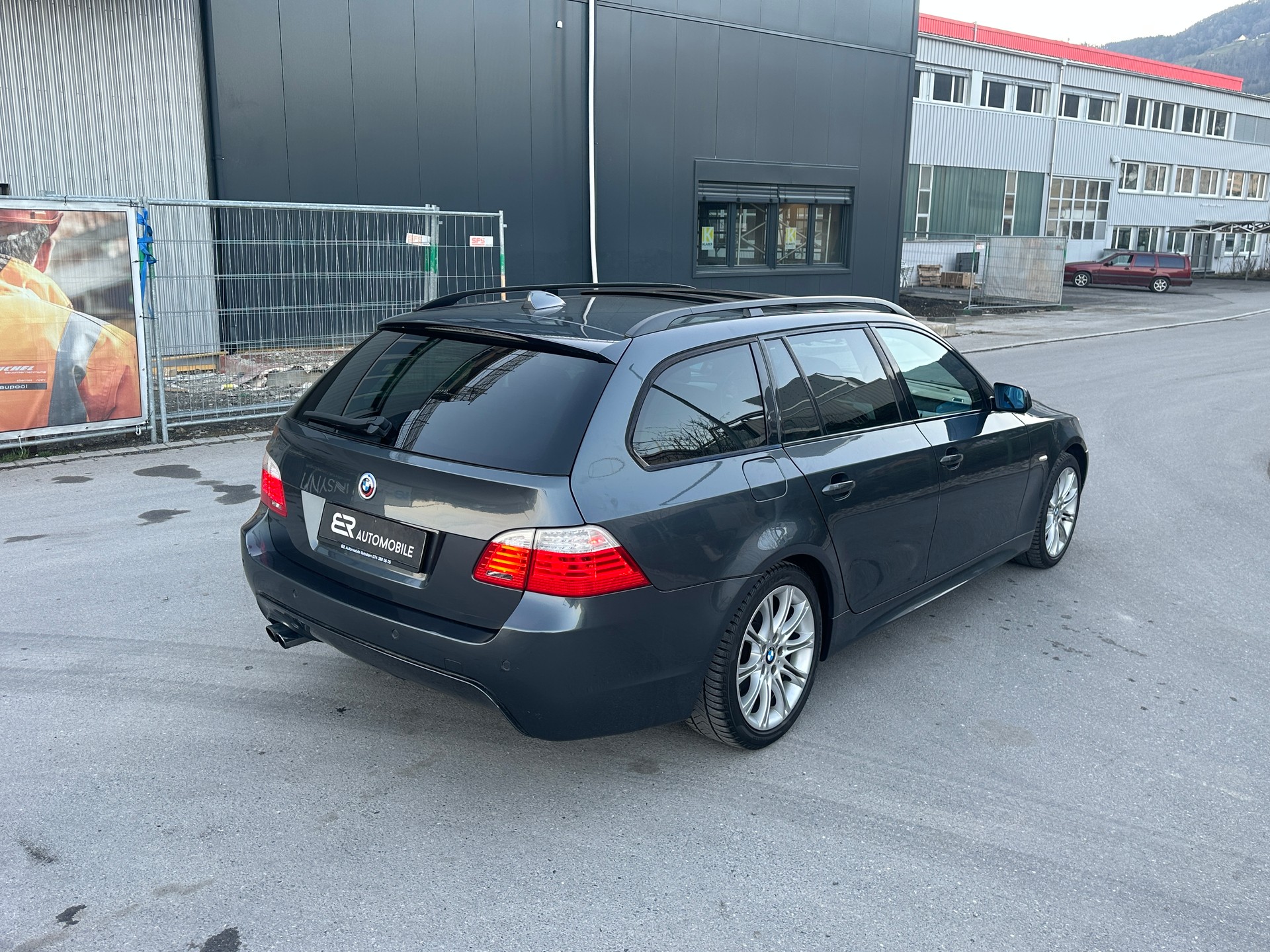 BMW 530xi Touring Steptronic-image-4