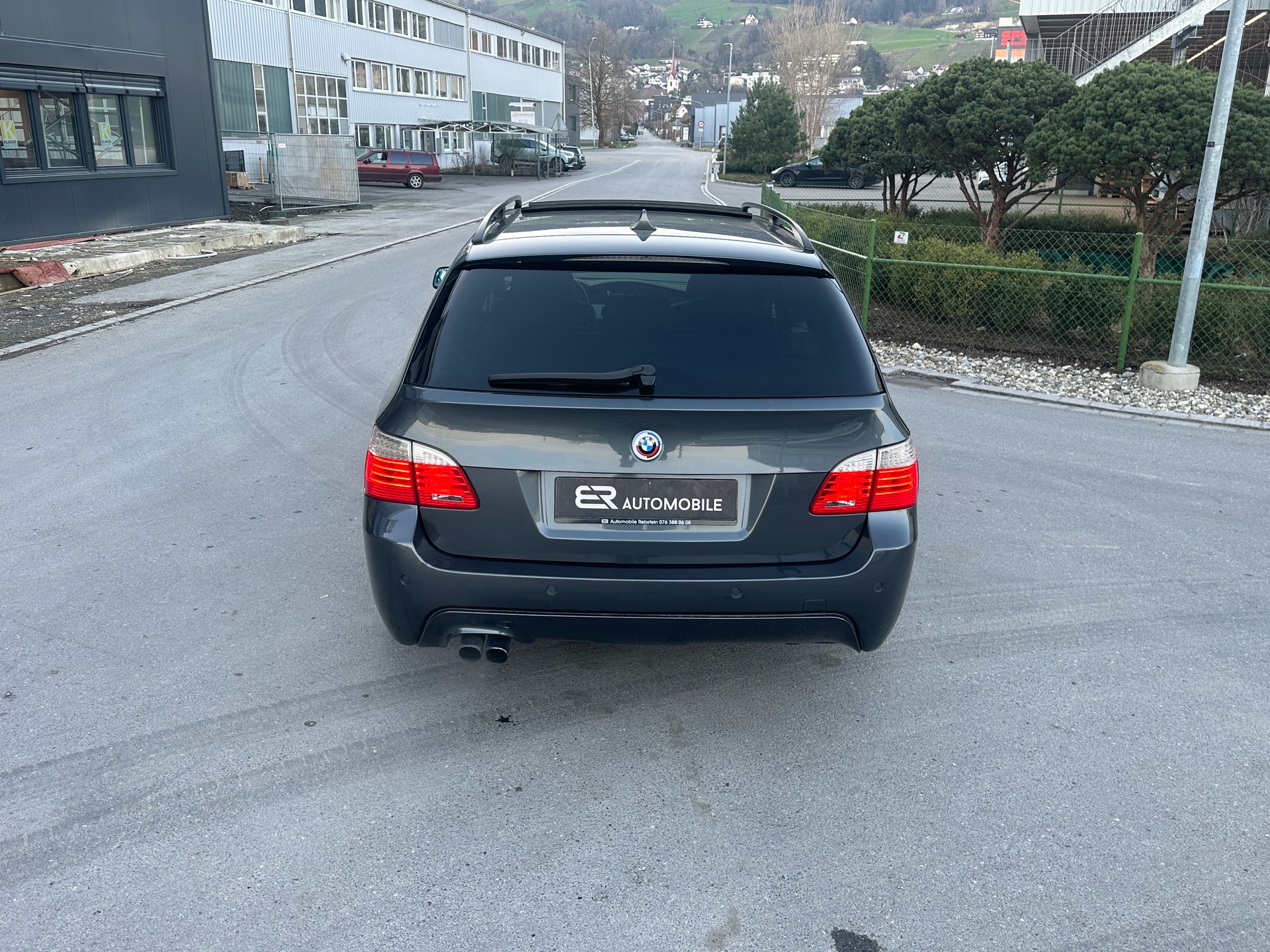 BMW 530xi Touring Steptronic-image-5
