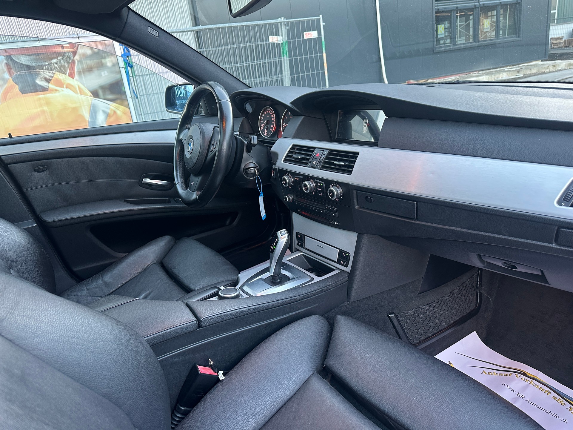 BMW 530xi Touring Steptronic-image-9