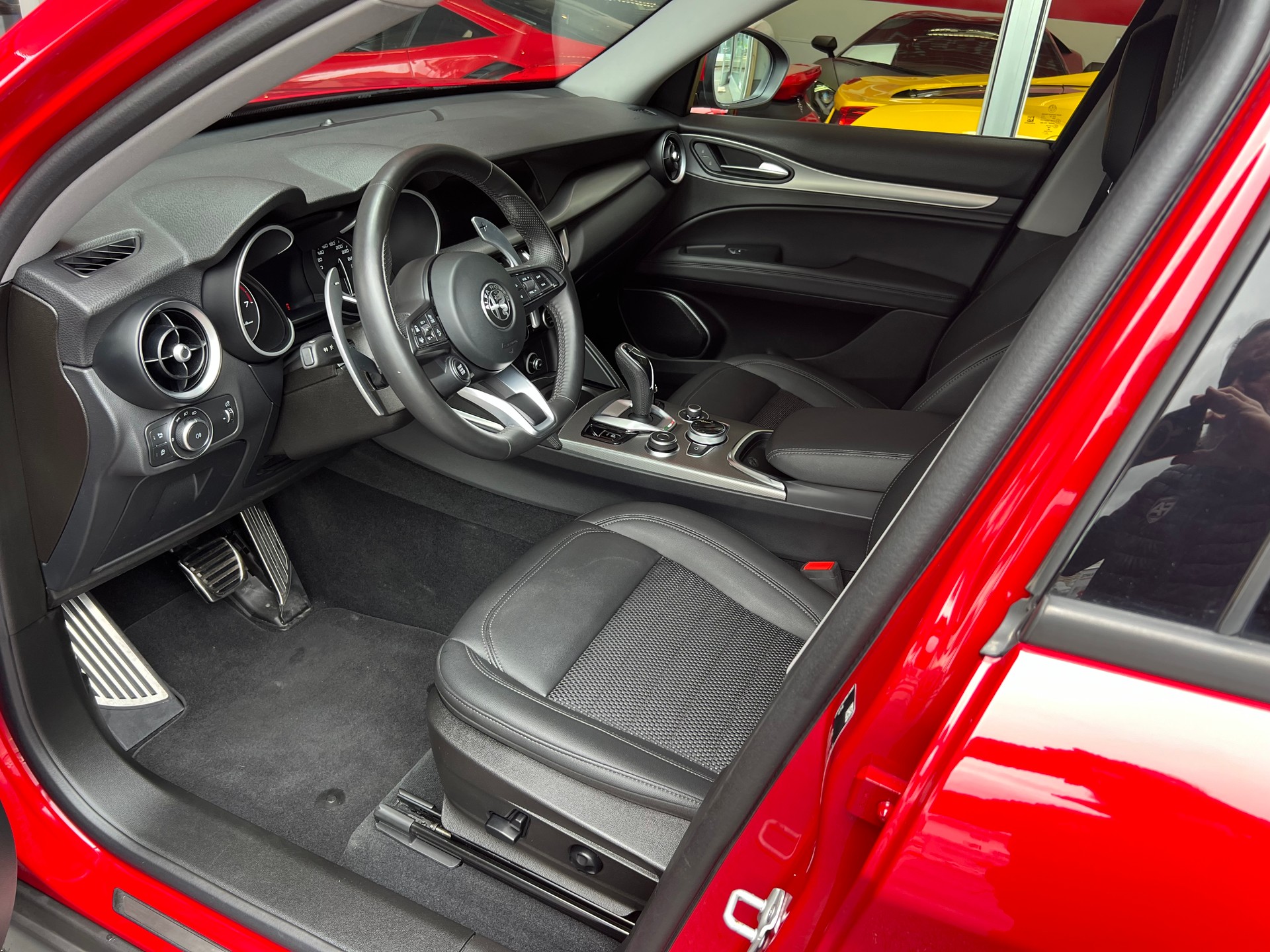 ALFA ROMEO Stelvio 2.0 Sprint Q4-showroom-element-3