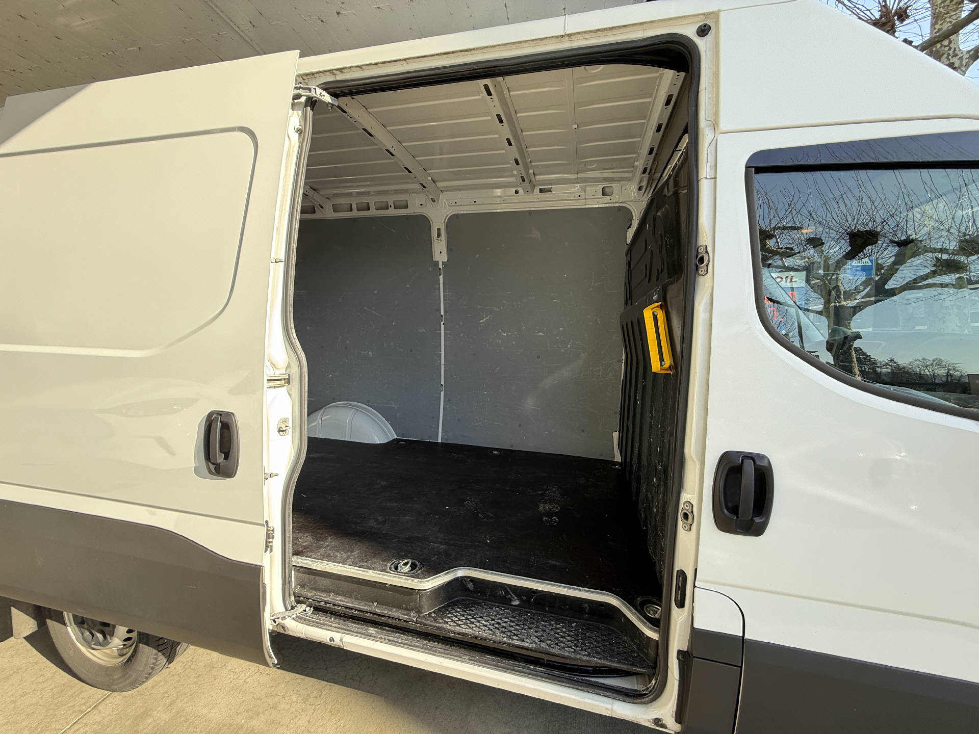 IVECO Daily 35S16SV Kaw.4100 H1.9 2.-image-11