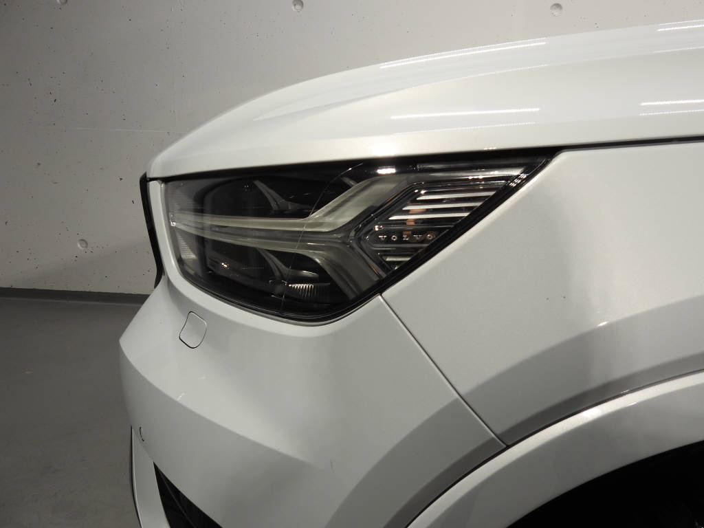 VOLVO XC40 1.5 T5 PiH R-Design-image-13
