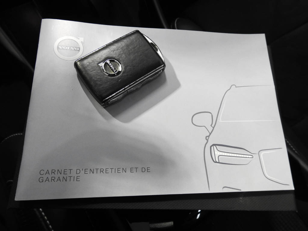 VOLVO XC40 1.5 T5 PiH R-Design-image-14