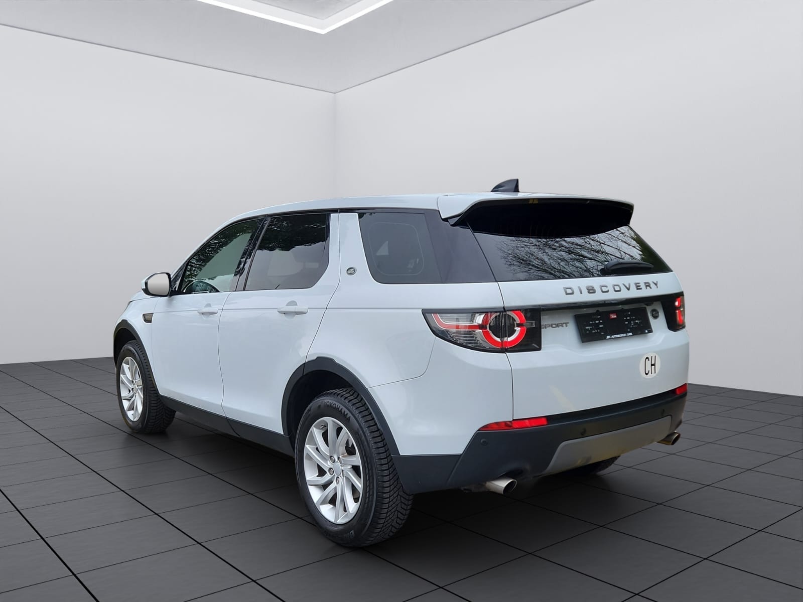 LAND ROVER Discovery Sport 2.0 TD4 HSE AT9-image-4