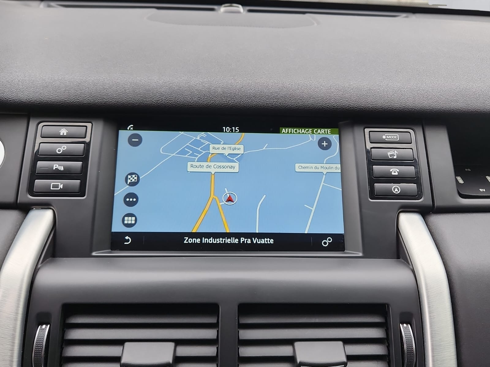 LAND ROVER Discovery Sport 2.0 TD4 HSE AT9-image-14