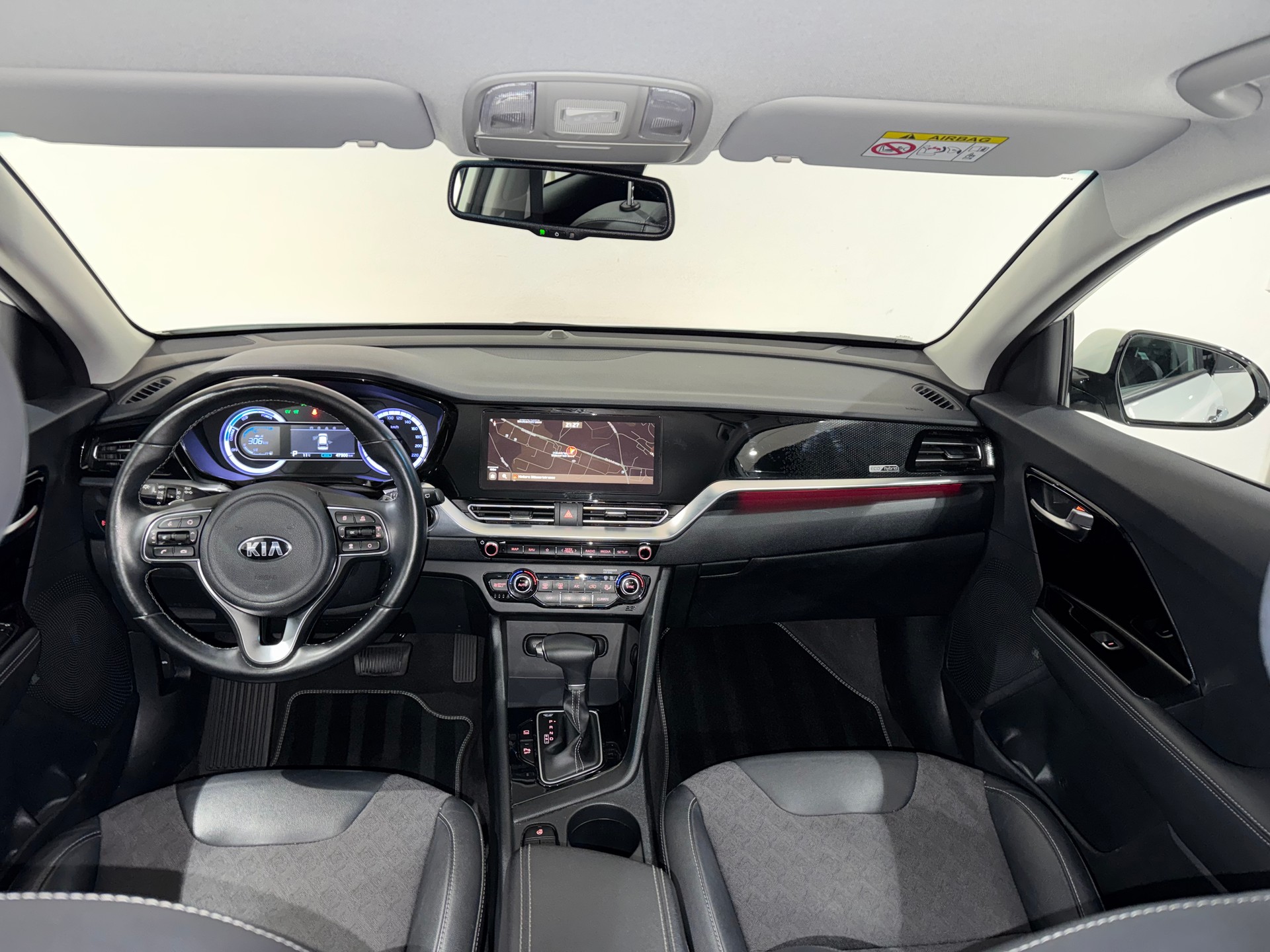 KIA Niro 1.6GDi Hybrid Power DCT | 1.Hand | Werksgarantie |-image-14