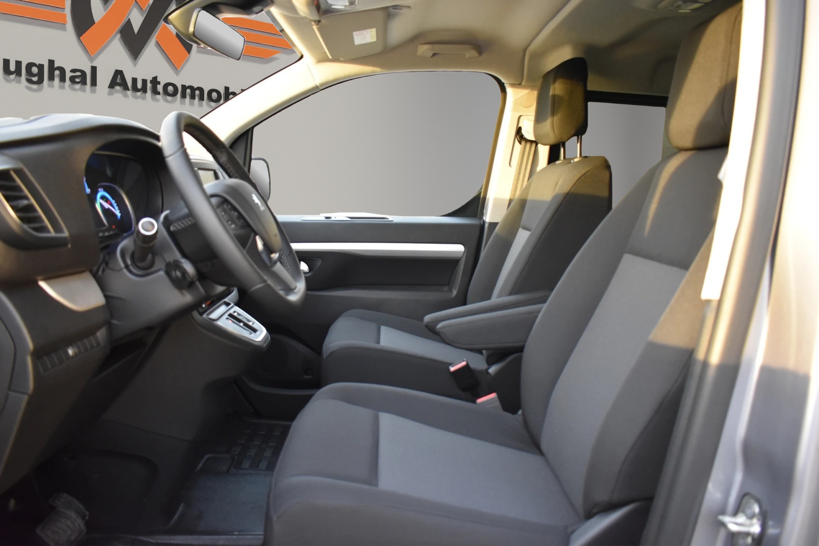 PEUGEOT Expert 75 KWh Premium Standard-image-6