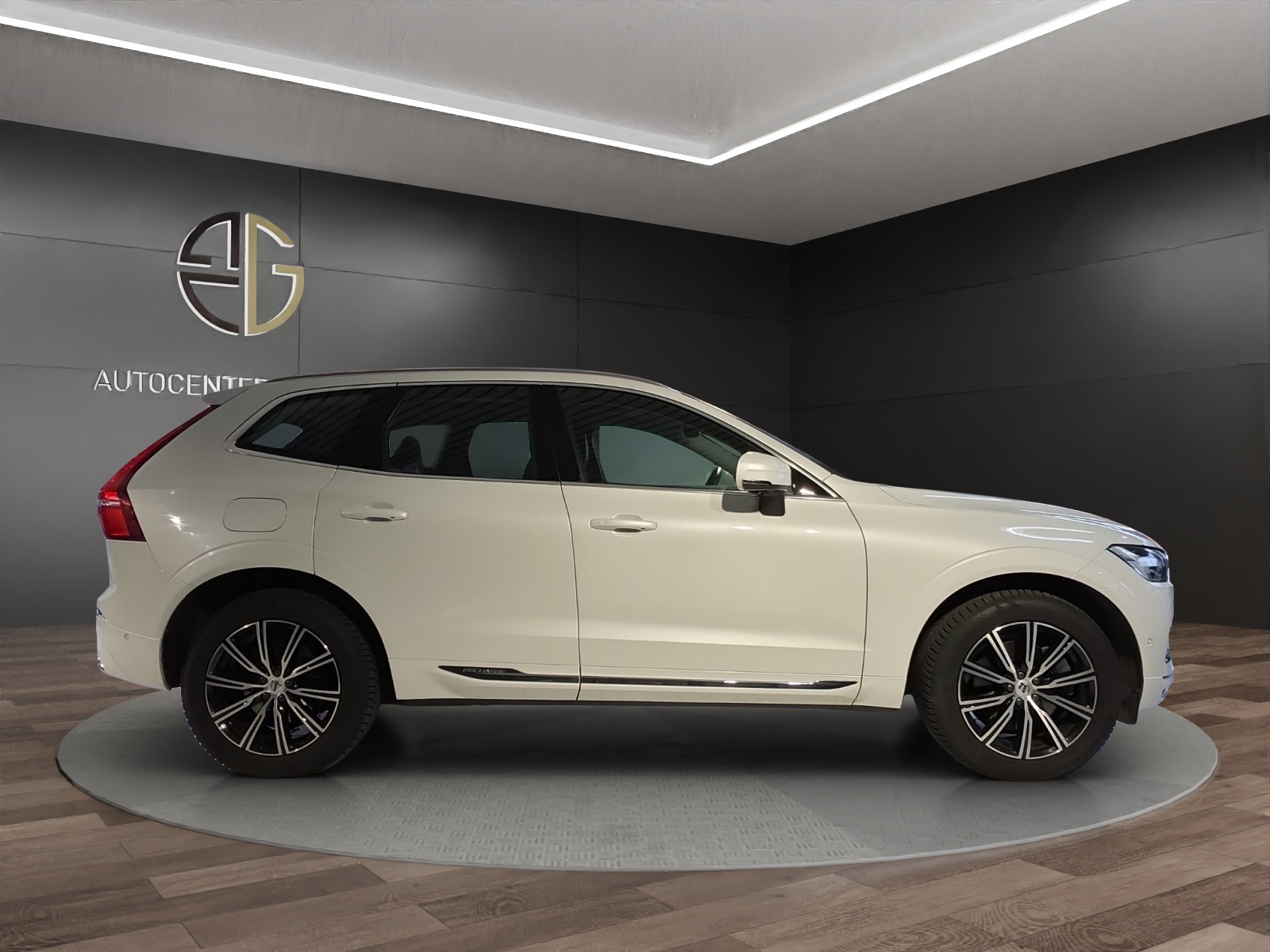 VOLVO XC60 T8 eAWD Inscription Geartronic-image-4