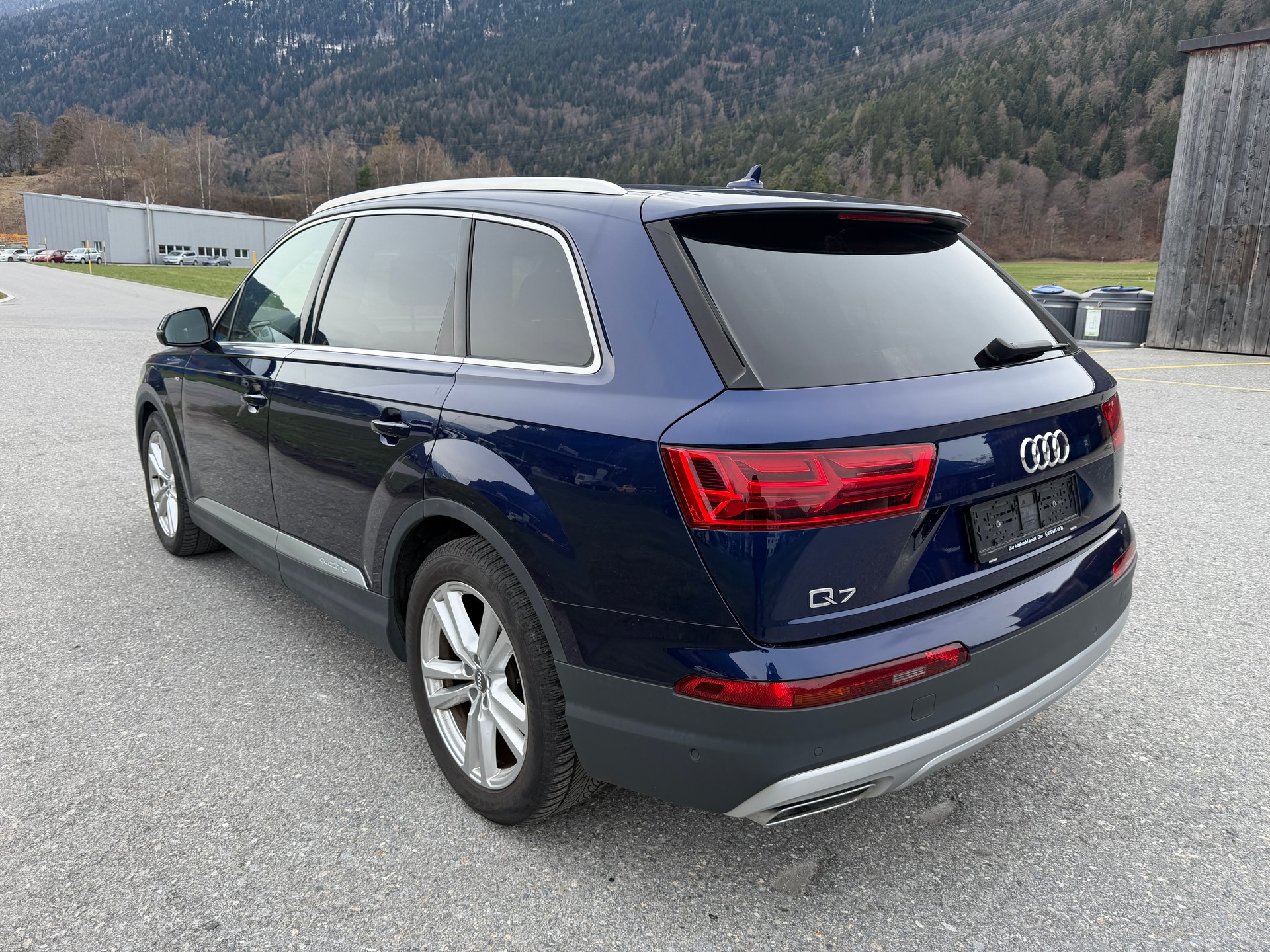 AUDI Q7 50 TDI quattro tiptronic-image-4