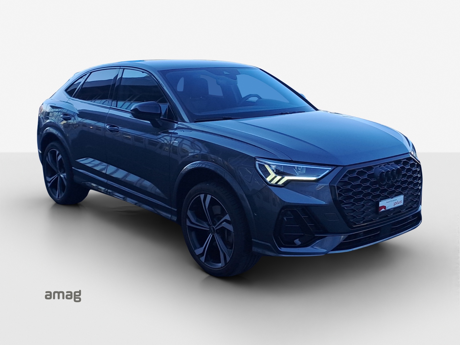 AUDI Q3 Sportback 45 TFSI e S line Attraction S-tronic-image-6