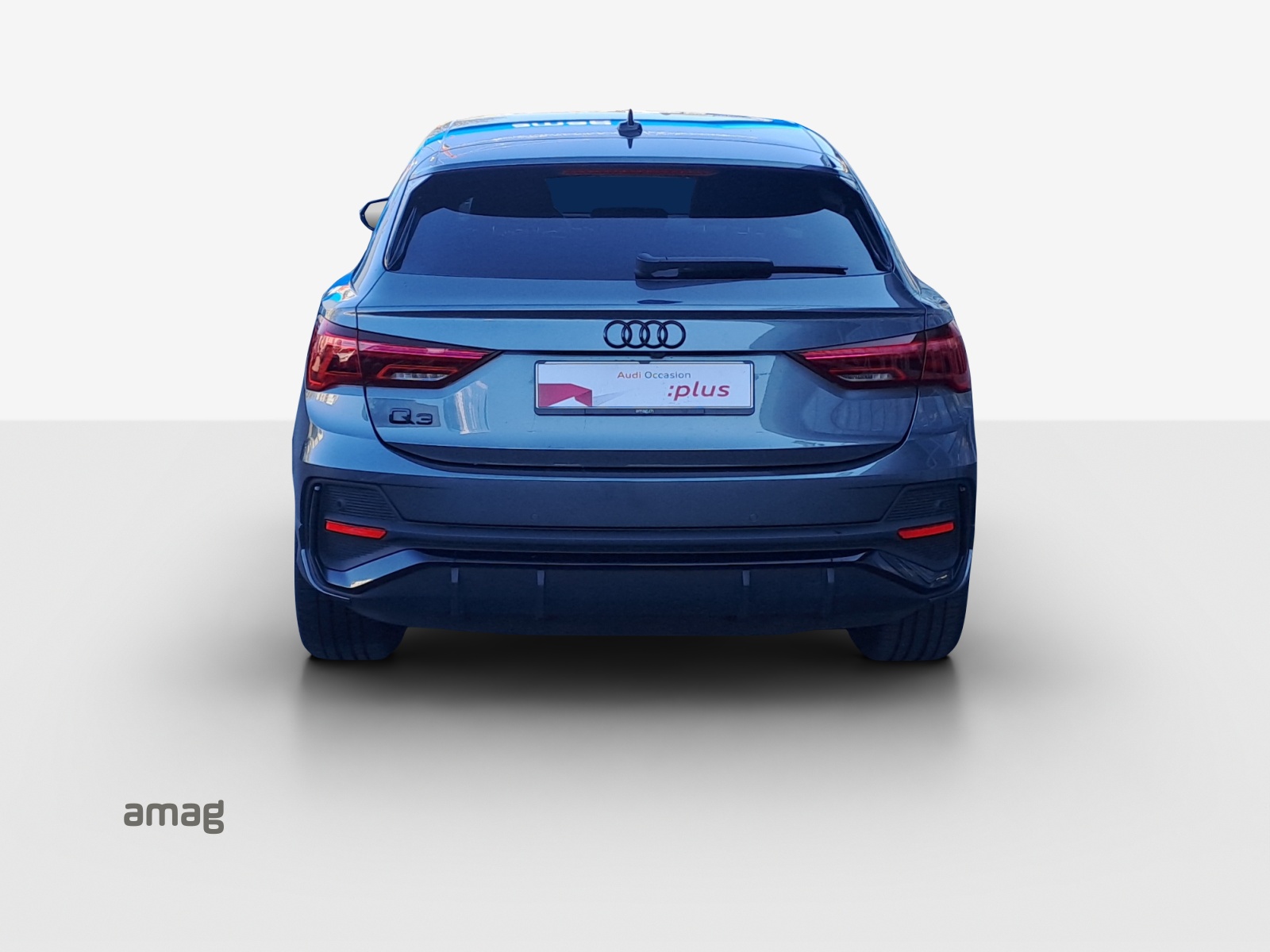 AUDI Q3 Sportback 45 TFSI e S line Attraction S-tronic-image-4
