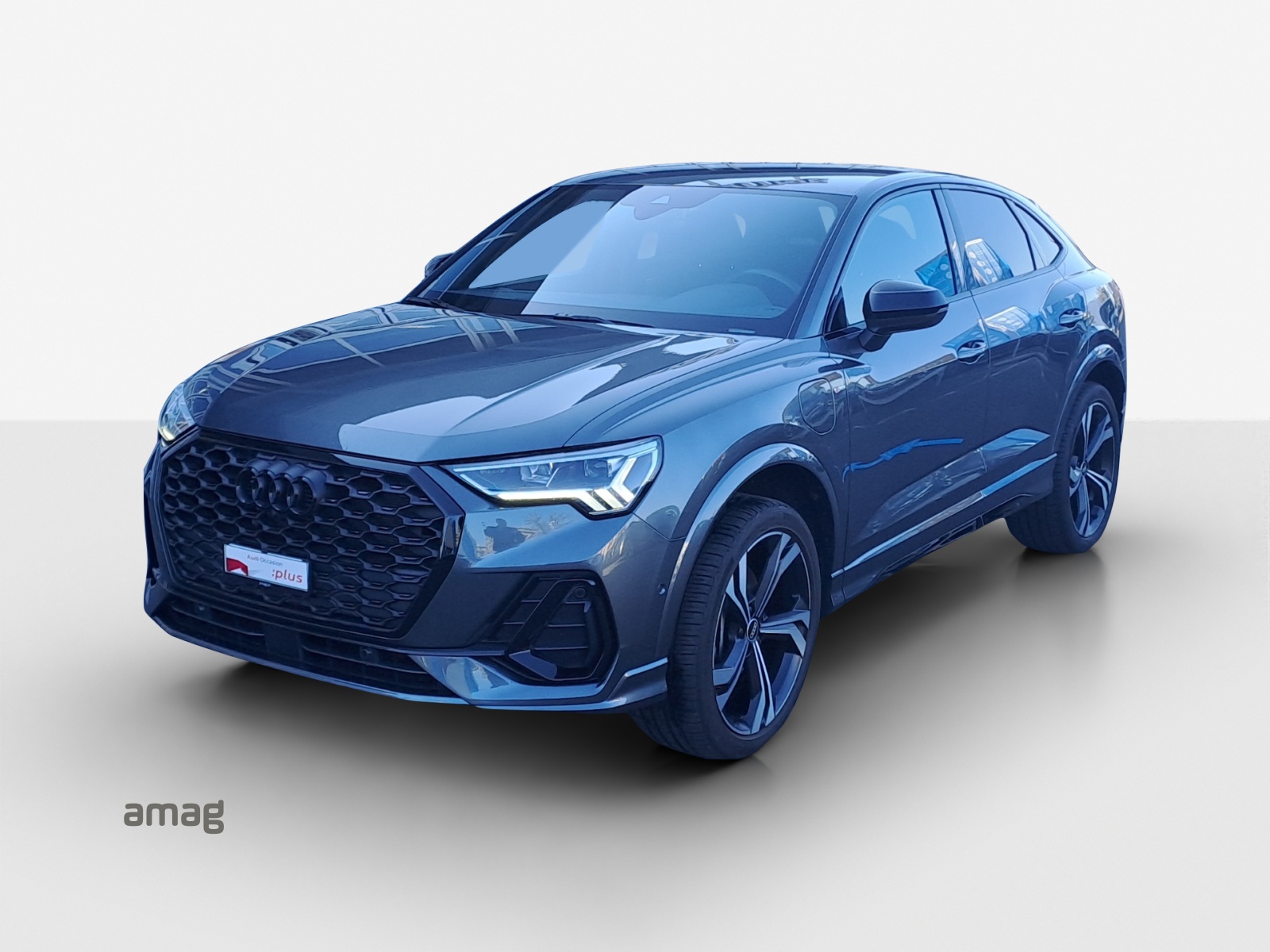 AUDI Q3 Sportback 45 TFSI e S line Attraction S-tronic-image-0