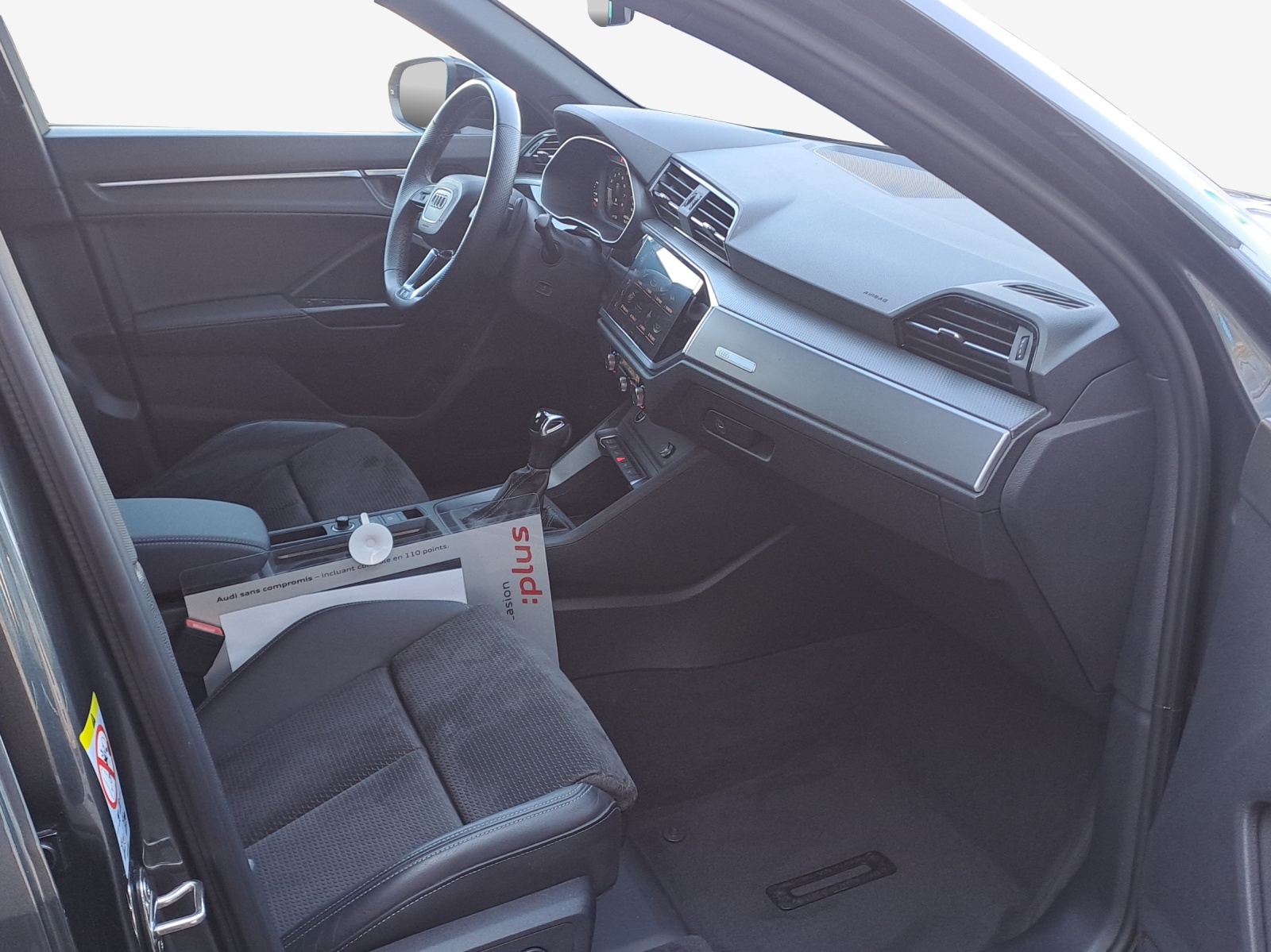 AUDI Q3 Sportback 45 TFSI e S line Attraction S-tronic-image-14