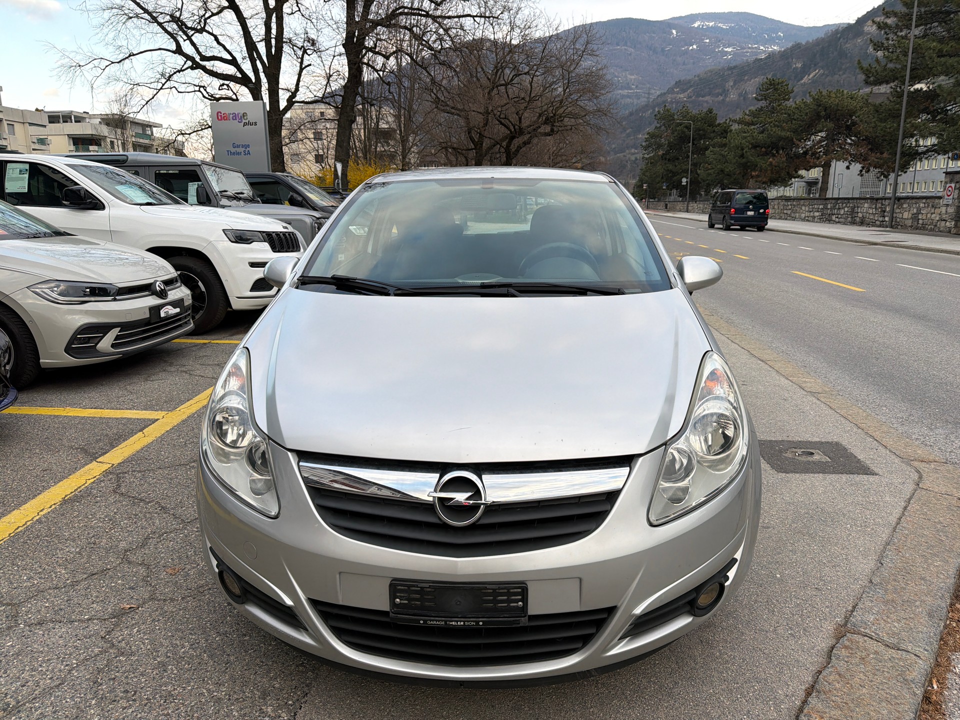 OPEL Corsa 1.4 TP Enjoy 3 Portes-image-1