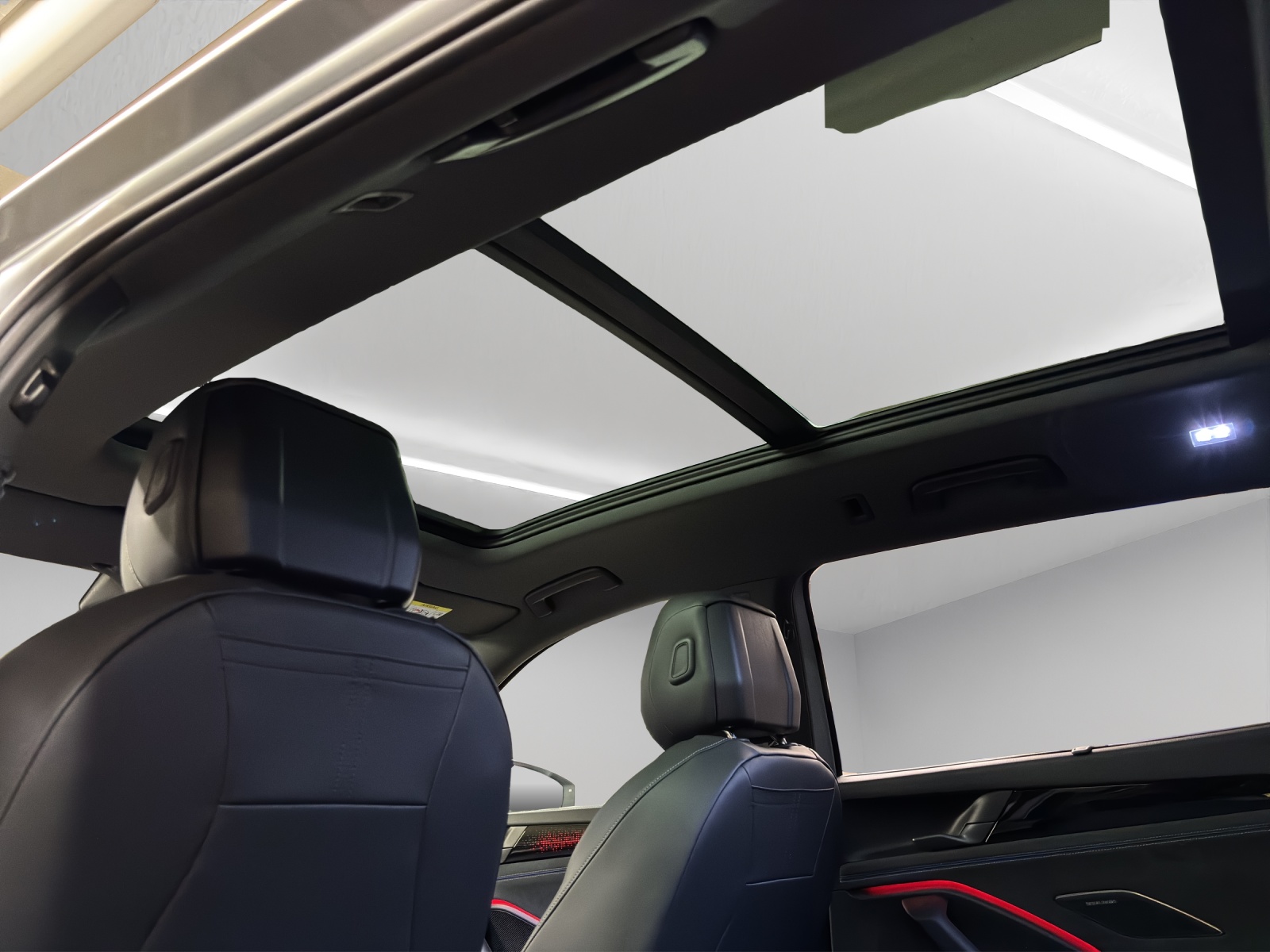 VW Tayron 2.0 TSI R-Line DSG 4Motion-image-12