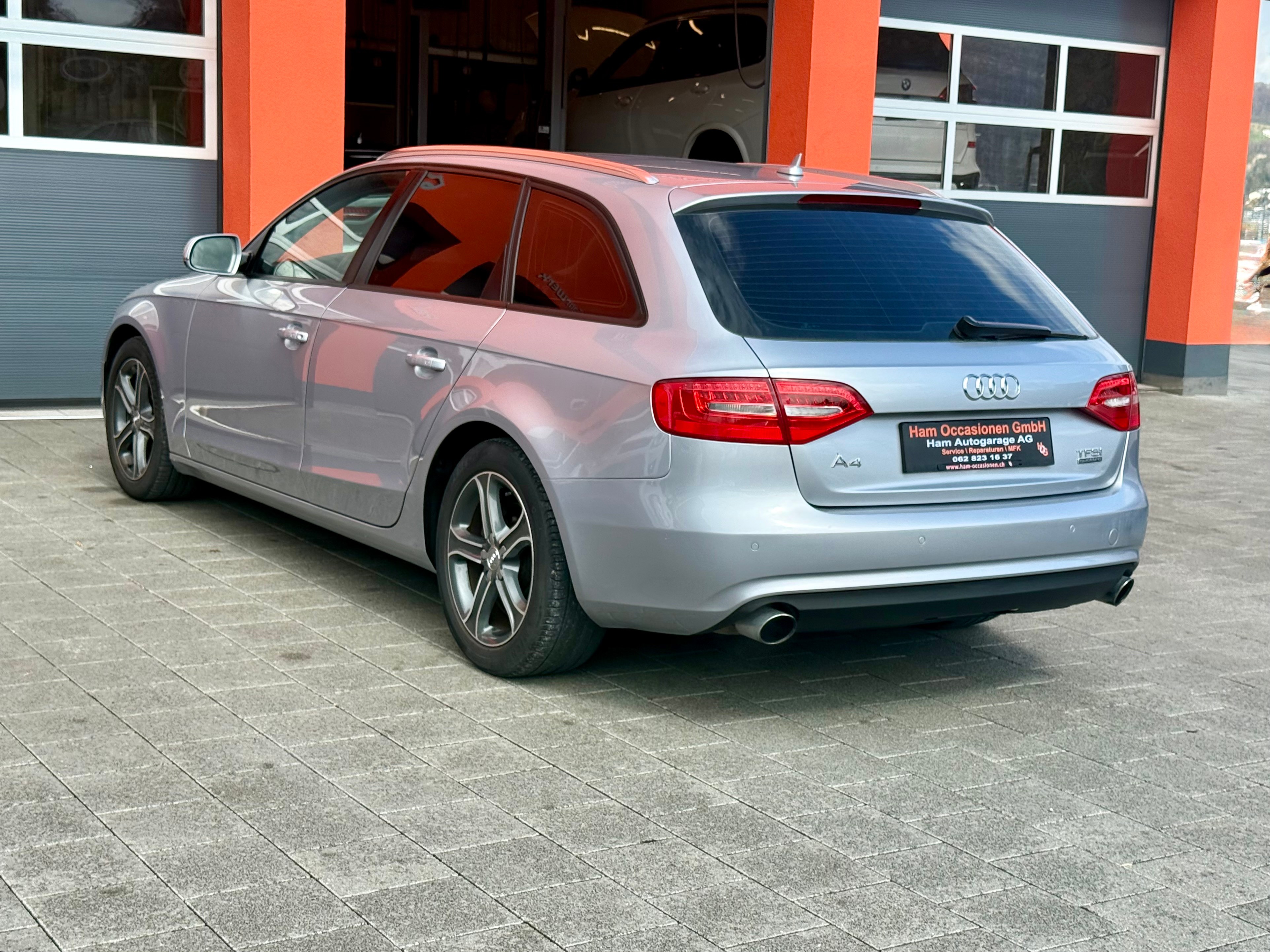 AUDI A4 Avant 2.0 TFSI quattro s-tronic — slika 3